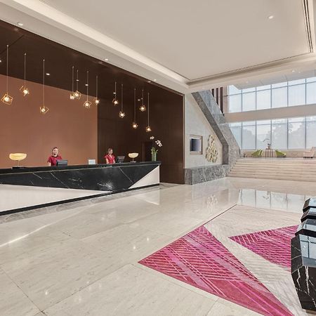 Crowne Plaza Manila Galleria By Ihg Pasig City Exterior foto